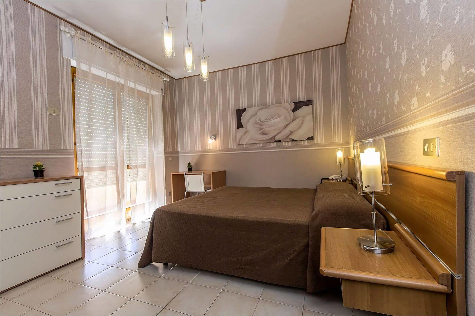 Hotel Residence Ulivi E Palme Cagliari Zewnętrze zdjęcie
